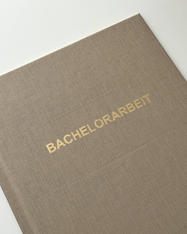 Hardcover mit Druck beige / gold